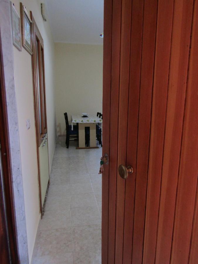 Lucia'S Apartaments Bari Bagian luar foto