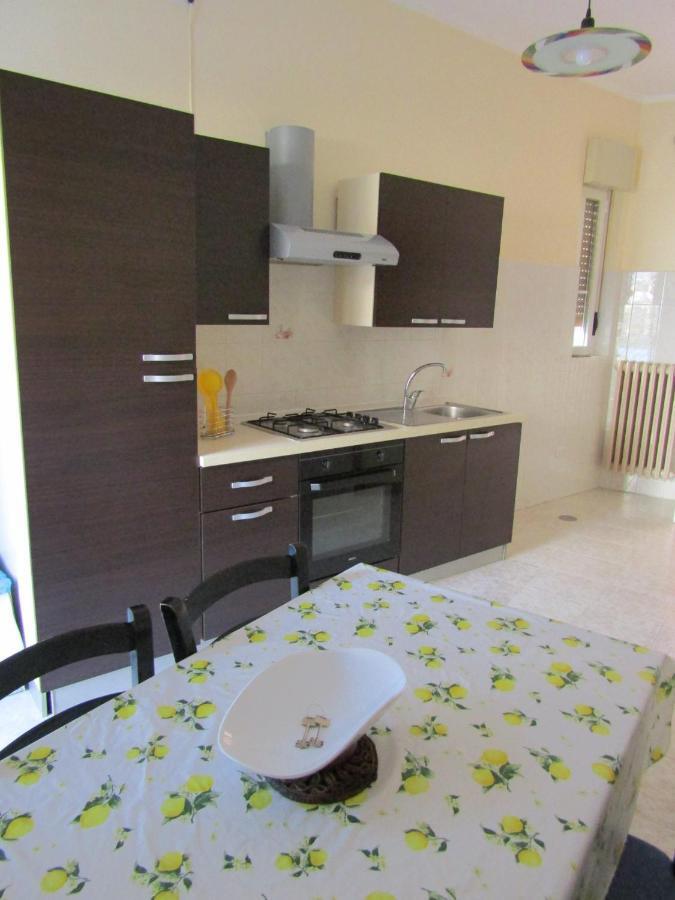 Lucia'S Apartaments Bari Bagian luar foto